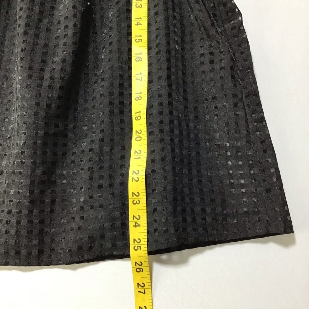 Entro Black Textured Blouse with Ruffled Sleeves - Picture 9 of 10